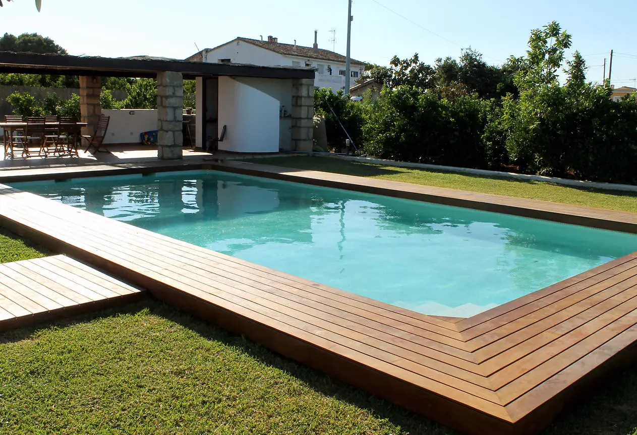 Piscina construida por Aquaman